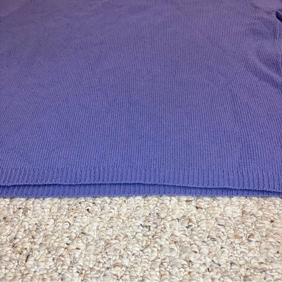 Gap Vintage Womens Vneck Sweater Size XL 100% Lambs Wool Pullover Casual - Picture 10 of 10